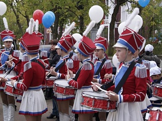 Парад, посвященный дню города 2010г.